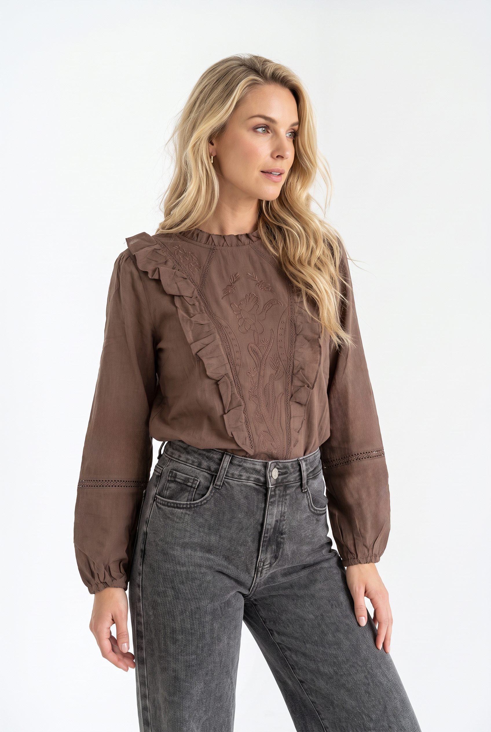 BLUSA BORDADA